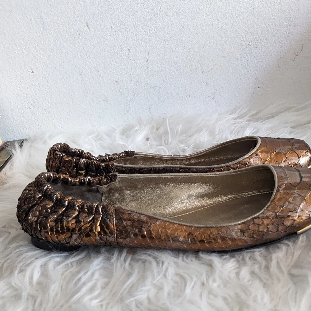 Devi Kroell gorgeous python